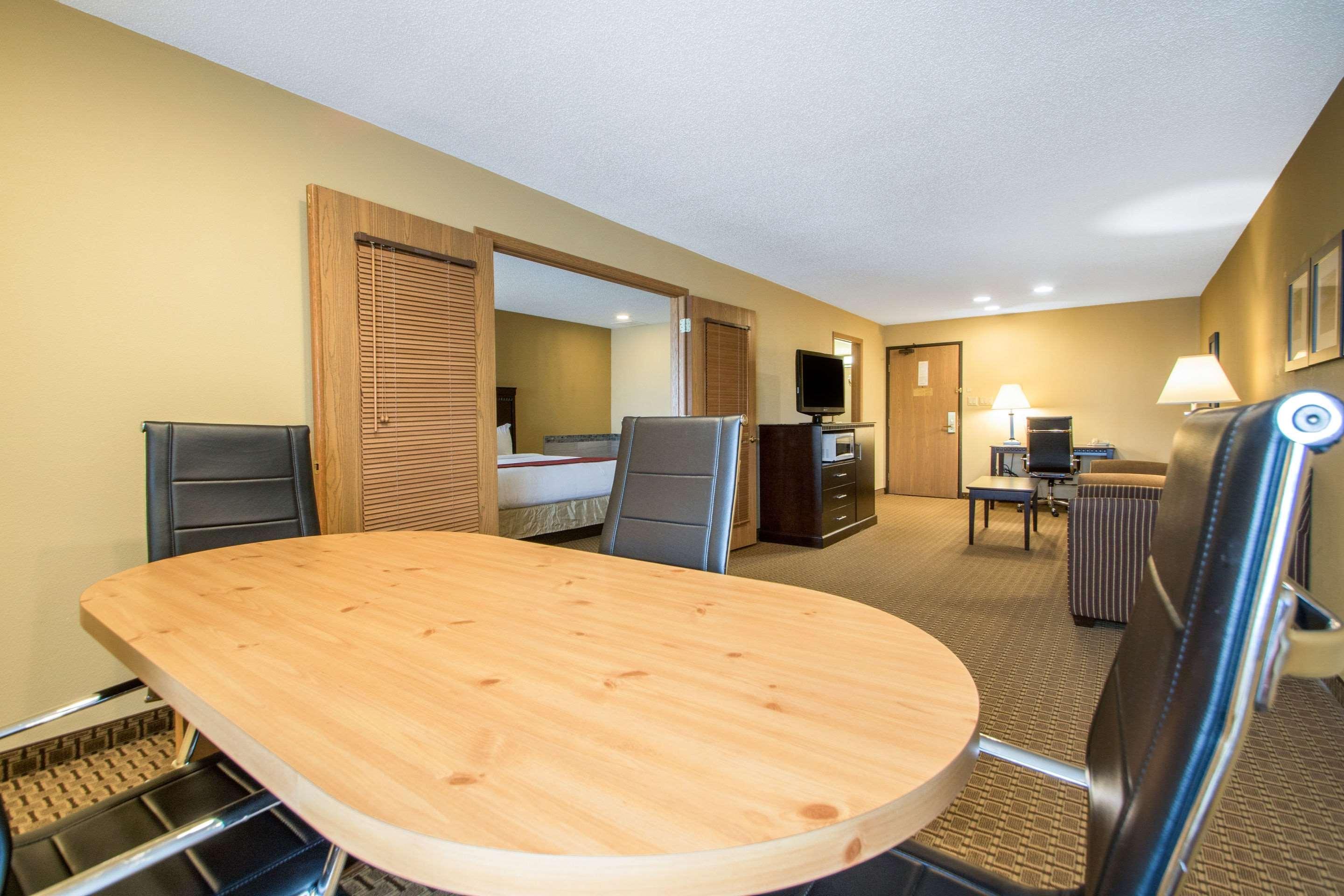 Comfort Suites Wisconsin Dells Area Portage Εξωτερικό φωτογραφία